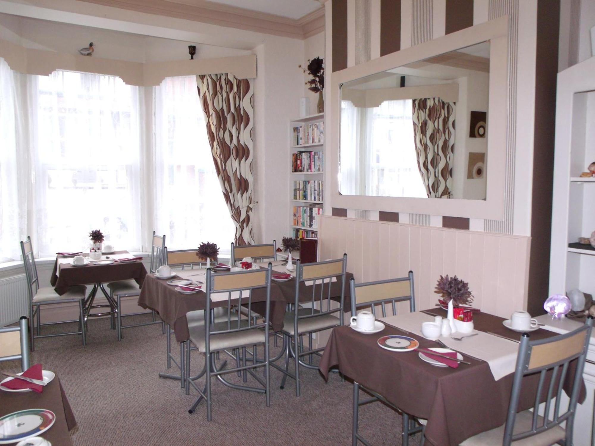 Jasmine Guest House Bridlington Esterno foto