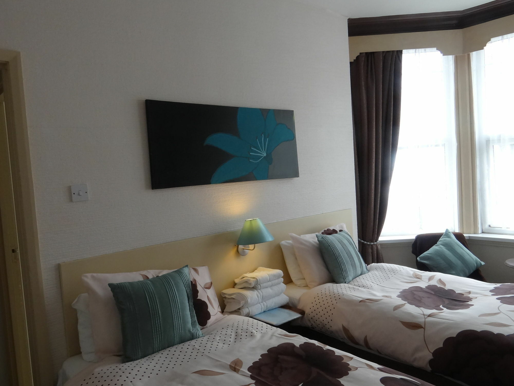 Jasmine Guest House Bridlington Esterno foto